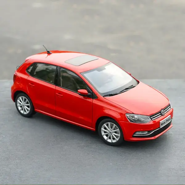 1:18 Alloy Diecast New Polo 2016 Car Model - Image 6