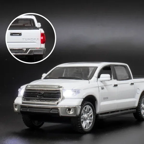 1/32 Toyota Tundra Diecast Model Car - Image 5