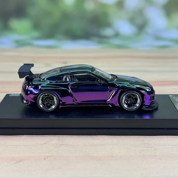 1/64 Scale GTR R35 Diecast Alloy Model - Image 4