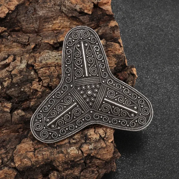 Norse Shield Brooch for Men and Women - Image 23