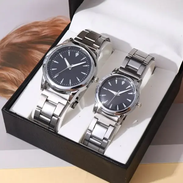 Couple's Quartz Watches Set - 2PCS Fashion