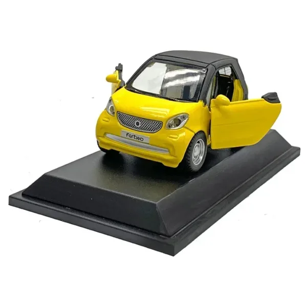 1:36 Metal Diecast Smart Fortwo Car Model - Image 12