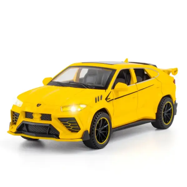 1:32 Diecast Lamborghini URUS Model Car - Image 3