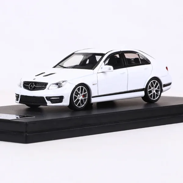 Diecast 1:64 AMG C63 W204 Model Car - Image 9