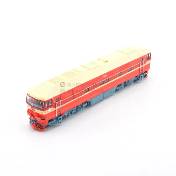 1/43 Scale TEP70 Diesel Locomotive Model Train - Image 2