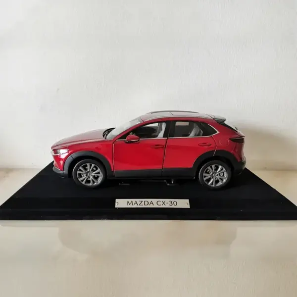 1:18 Scale Mazda CX-30 Diecast Model Car - Image 2