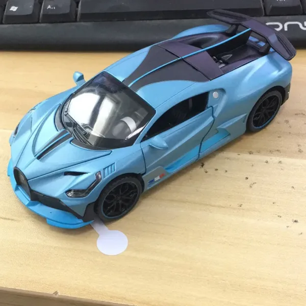 1/32 Scale Diecast Bugatti Divo Model Car - Image 6