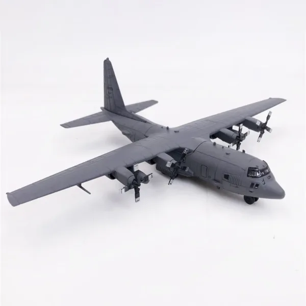 Diecast Metal 1/200 Scale AC-130A Model - Image 3