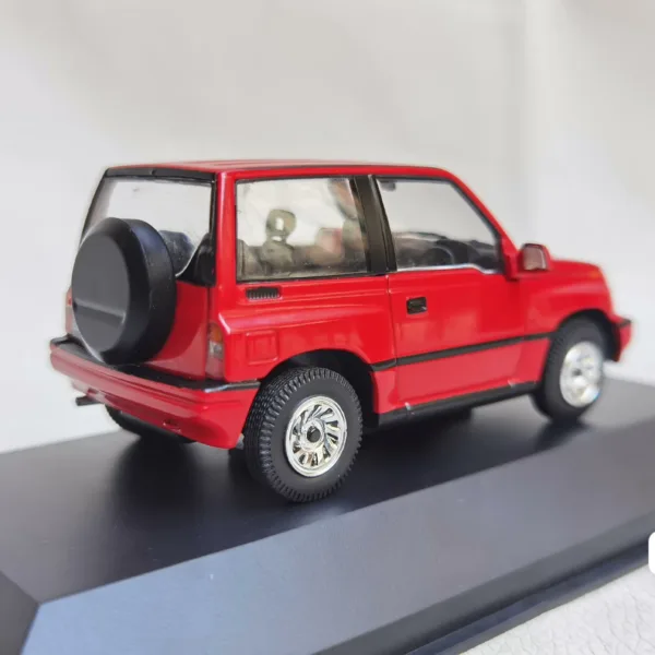 Die Cast 1/43 Scale Suzuki Escudo Model - Image 3