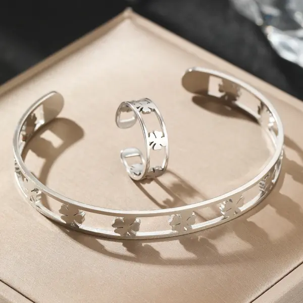 Stainless Steel Clover Bracelet and Ring Set - Image 4