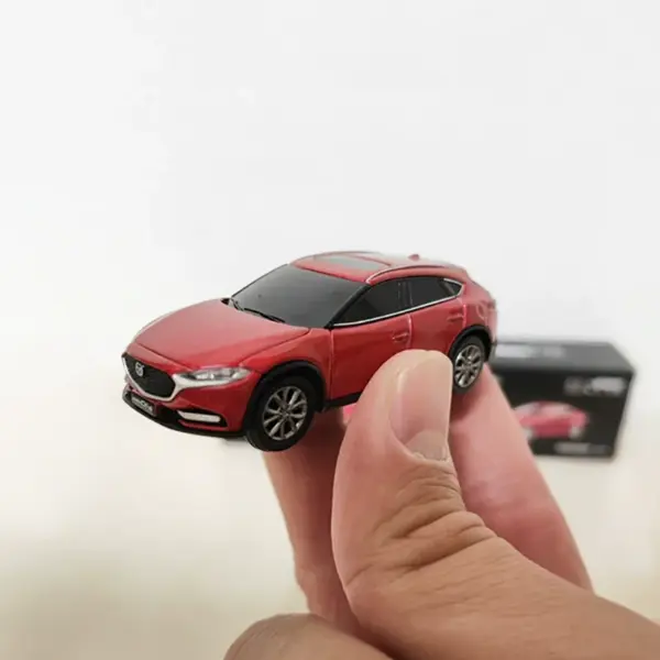 1:64 Scale 2020 Mazda CX-4 Diecast Model - Image 6