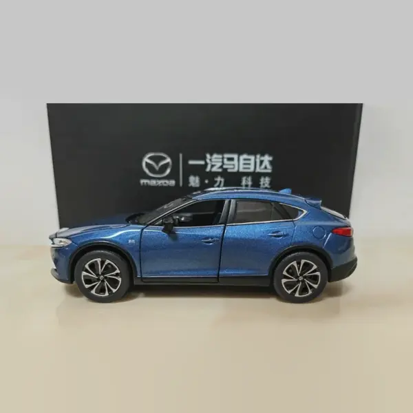 1:32 Scale Diecast Mazda CX-4 Model Car - Image 2