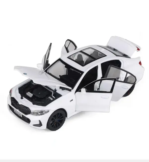 1:32 BMW 320i Alloy Model Car Toy - Image 10