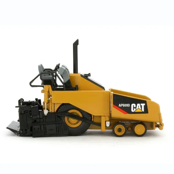 1:50 Scale CAT AP600D Asphalt Paver Model - Image 2