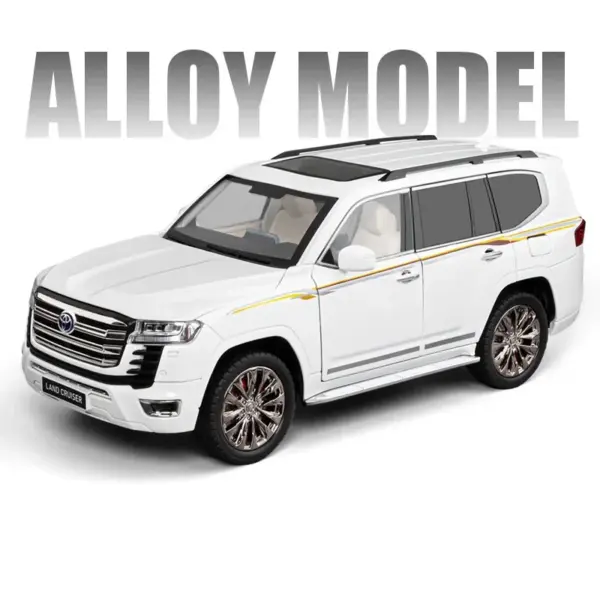 1:18 Diecast Land Cruiser LC300 Model Car - Image 10