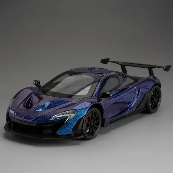 1:24 P1 Alloy Diecast Car Model with Sound - Image 9