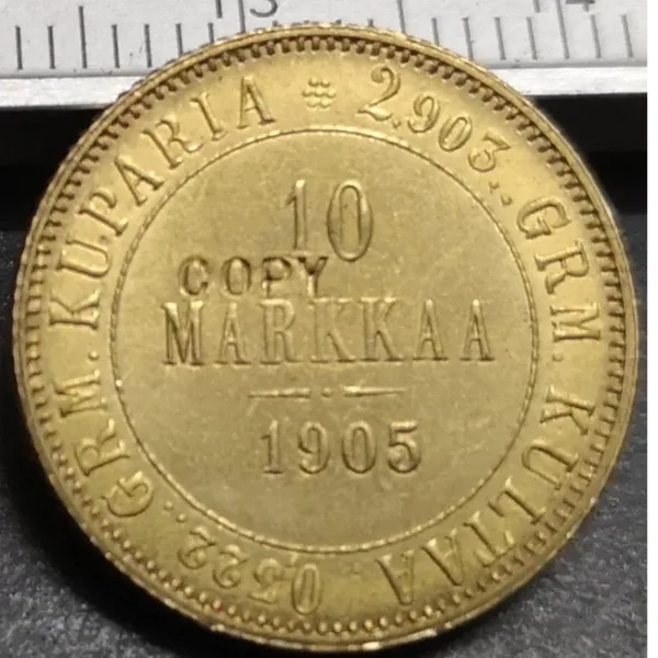 1905 Finland 10 Markkaa Gold Imitation Coin - Image 3