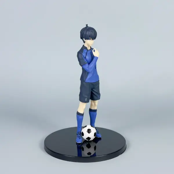 POP PARADE Blue Lock Soccer Figure Model - Image 2