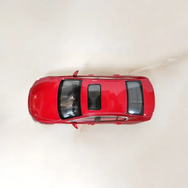 1:43 Scale Mazda 3 AXELA Diecast Model Car - Image 5