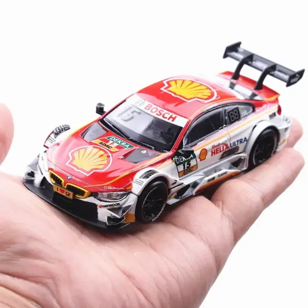 1:43 Maisto BMW M4 Diecast Racing Car - Image 4