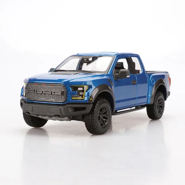 Maisto 1/24 Scale 2017 Ford F150 Model Car - Image 8