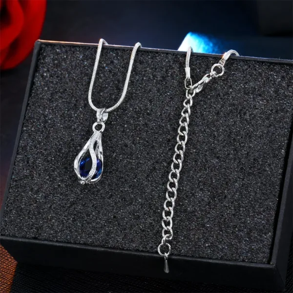 Elegant Silver Necklace and Earrings Set - Image 5