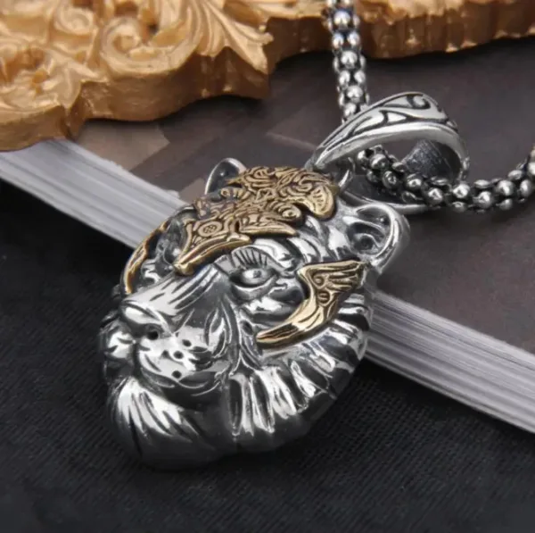 Lion Head Round Medal Pendant Necklace - Image 42