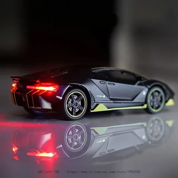 1:32 Lamborghini LP770 LP750 Diecast Car Model - Image 2