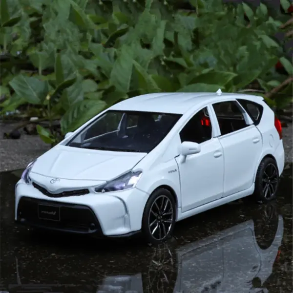 1/32 Toyota Prius Diecast Alloy Model Car