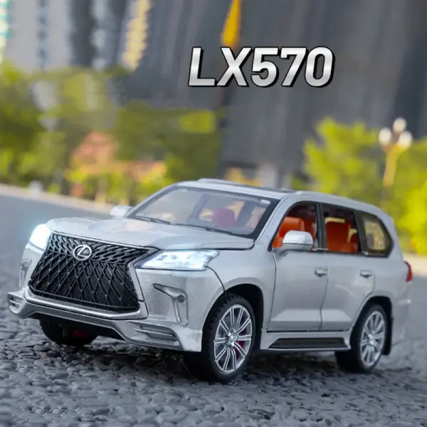 1:32 LX570 Alloy Off-road SUV Model Car