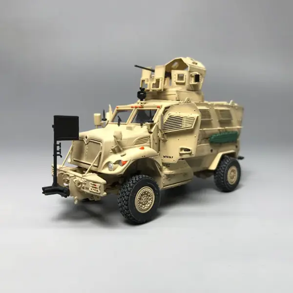 1:72 Scale M1224 MaxxPro Military Vehicle Model - Image 5