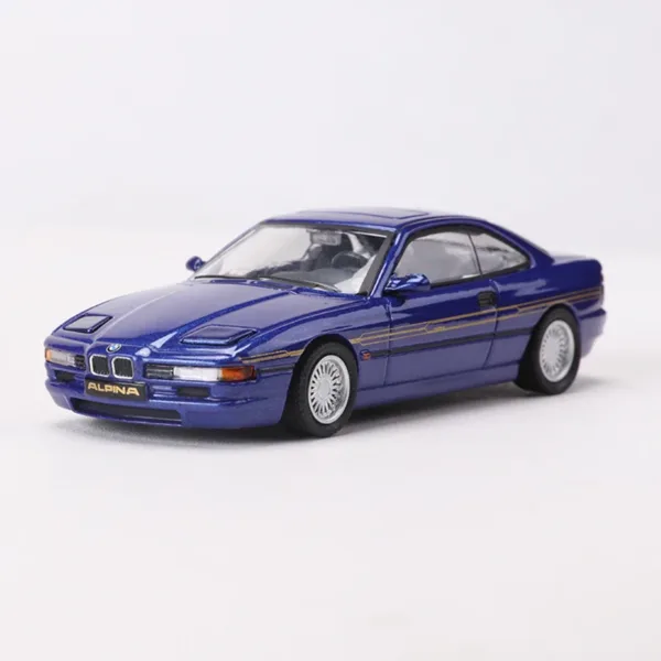 1:64 Scale Diecast SHADOW 850CSI Model Car - Image 8