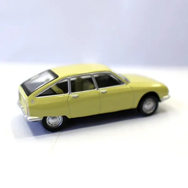 1:64 Scale Citroen GS Diecast Car Model - Image 6