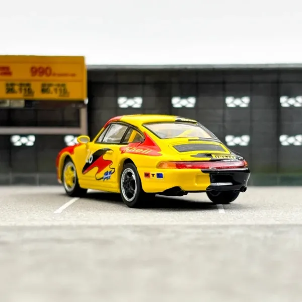 1/64 Scale Diecast Porsche 993 #26 Model Car - Image 2