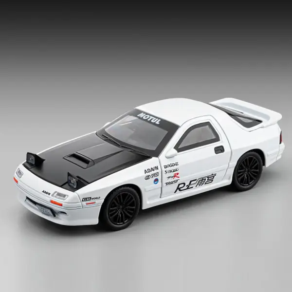 1:32 Mazda RX7 Alloy Car Model with Lights - Image 9