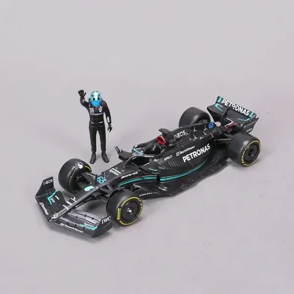 Bburago 1:24 Mercedes AMG F1 W14 Model Car - Image 5