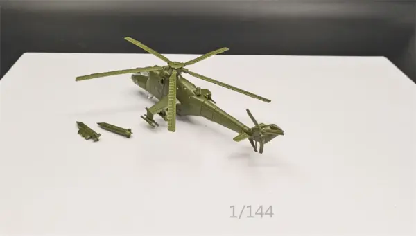 UH-60 Utility Helicopter Model 1:144 Scale - Image 5