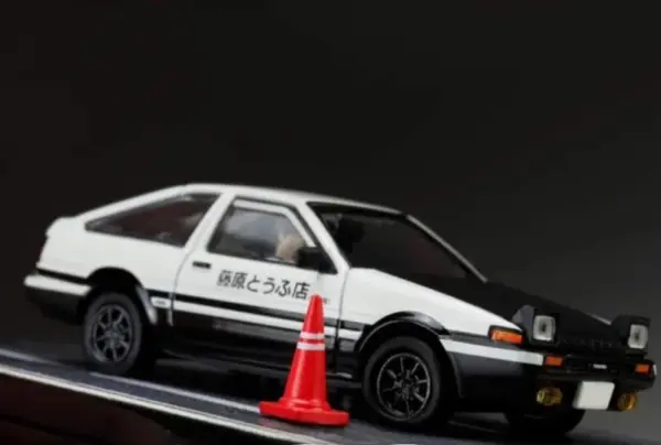 1/64 Scale Alloy AE86 Diecast Car Model - Image 3