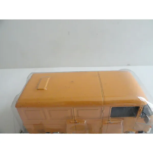 1:43 Scale ZUKA-05 Soviet Yellow Minivan Model - Image 4