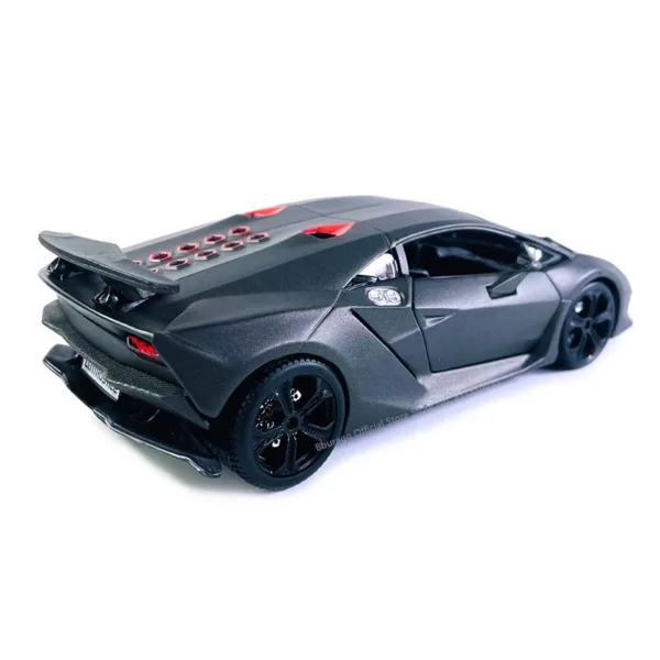 1:24 Scale Lamborghini Sesto Elemento Diecast Model - Image 3