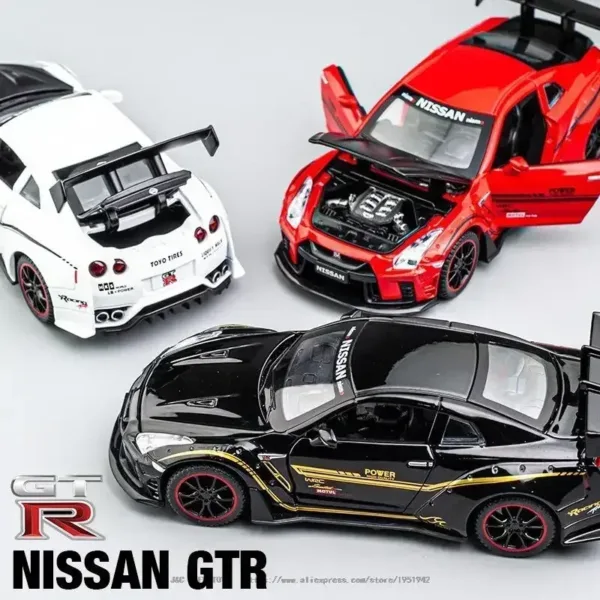 1:32 Nissan GTR R35 Diecast Alloy Model Car - Image 3