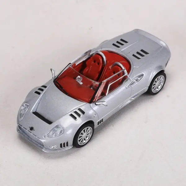 1:64 Scale Diecast Alloy Model Car - Image 9
