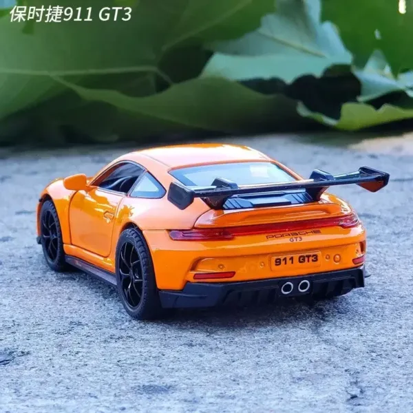 1:32 Diecast Porsche 911 GT3 Model Car - Image 5