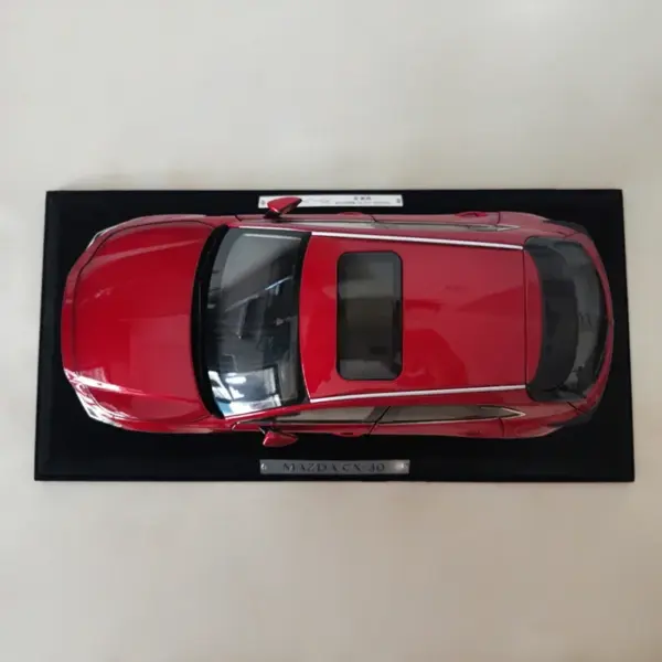 1:18 Scale Mazda CX-30 Diecast Model Car - Image 4