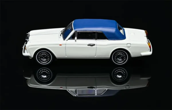 1/64 RR Corniche IV1993 Diecast Model Car - Image 10