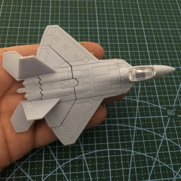 F-22 Raptor Plastic Model Kit for Assembly - Image 5