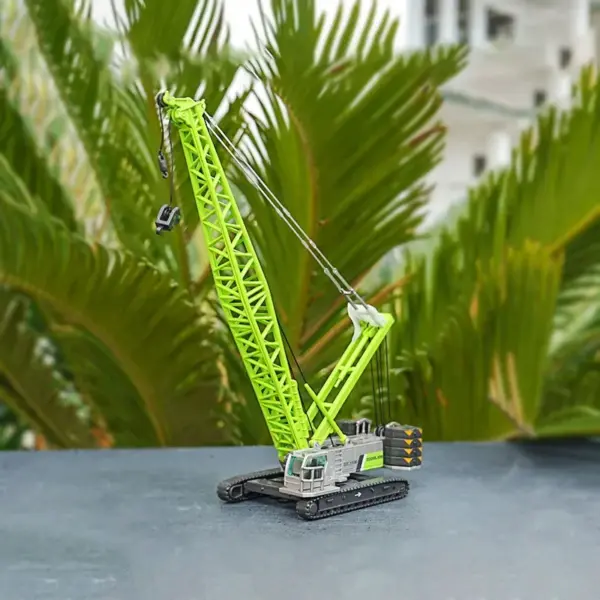 1:120 ZOOMLION ZCC1300 Crawler Crane Model