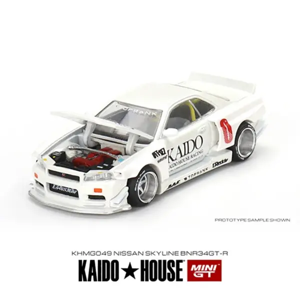 Nissan Skyline GT-R (R34) Diecast Model 1:64 - Image 3