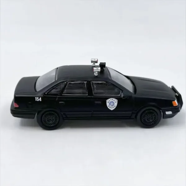 1986 Ford Taurus LX Diecast Model Car 1:64 - Image 6