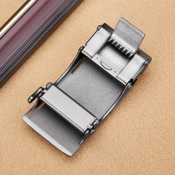 3.8cm Alloy Automatic Buckle for Ratchet Belts - Image 4